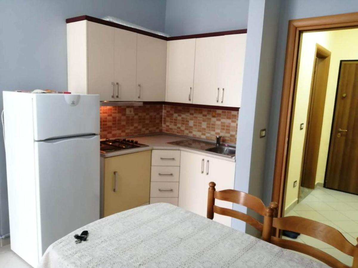 Lungomare Apartament Sea View Влёра Экстерьер фото