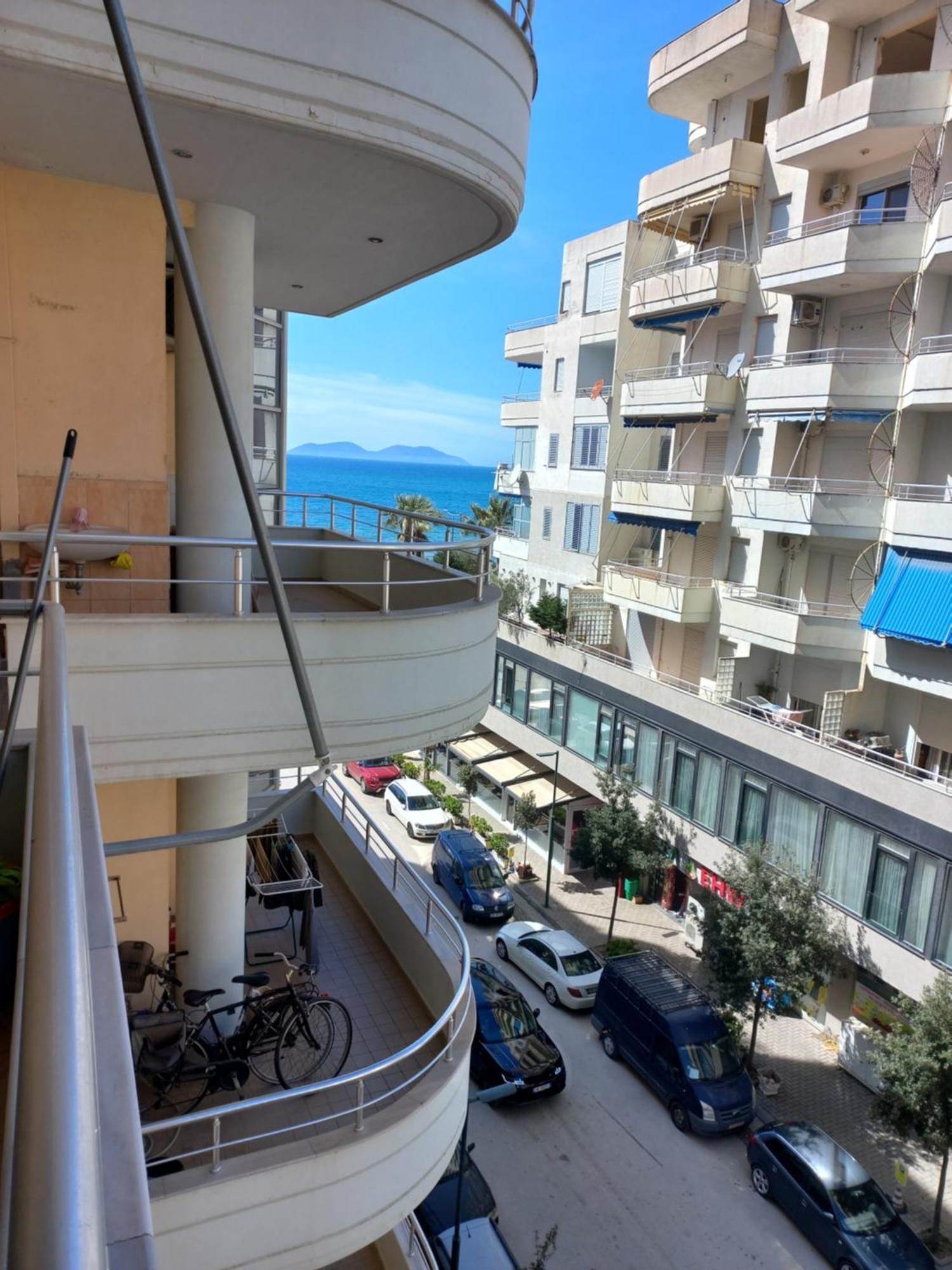 Lungomare Apartament Sea View Влёра Экстерьер фото